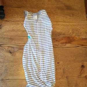 Love to swaddle 50/50